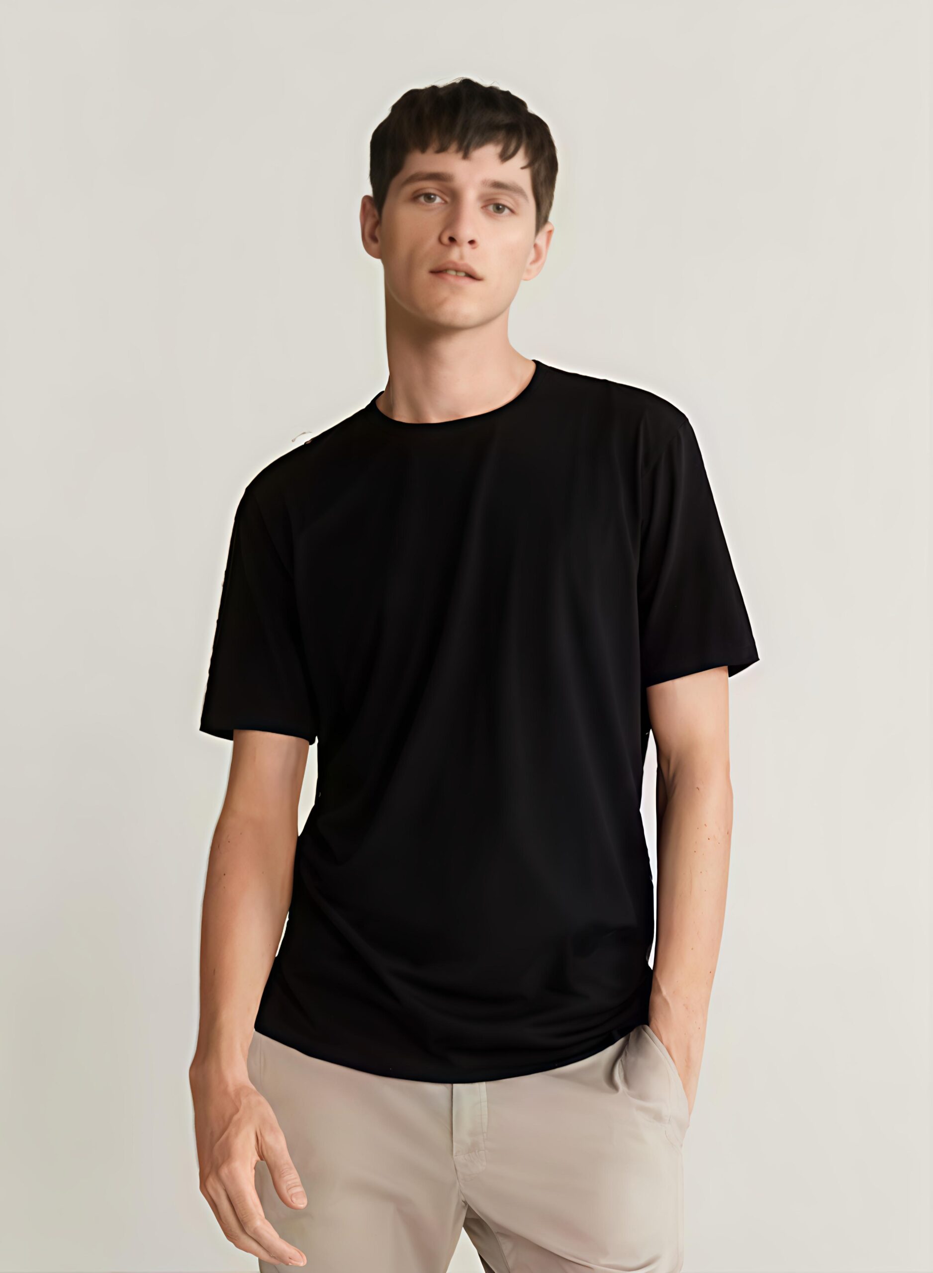 Men’s Black Polyester Round-Neck T-Shirt